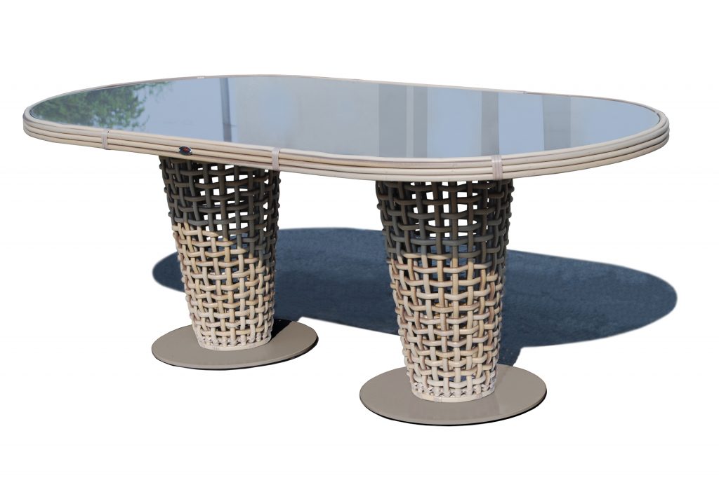 Skyline Design Dynasty Oval 6/8  Seat Kubu Rattan Garden Dining Table