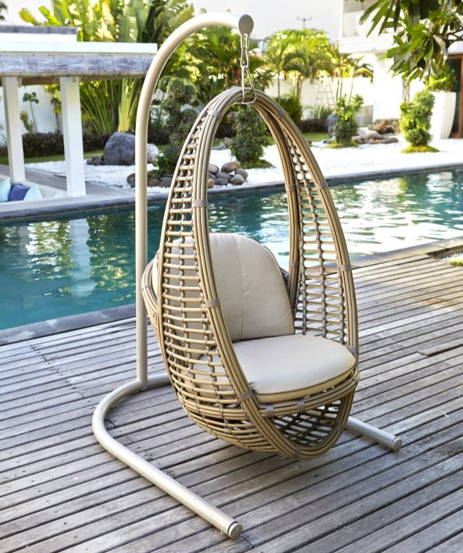 Skyline Design Outdoor Heri Rattan Garden Hanging Chair and Frame