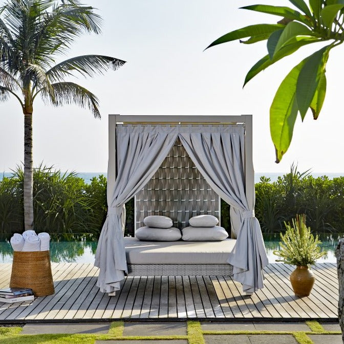 Skyline design Strips Four Poster Outdoor Luxury Daybed
