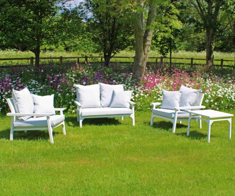 Maiori Design NC Classique Two Seat Aluminium Outdoor Sofa Set In White