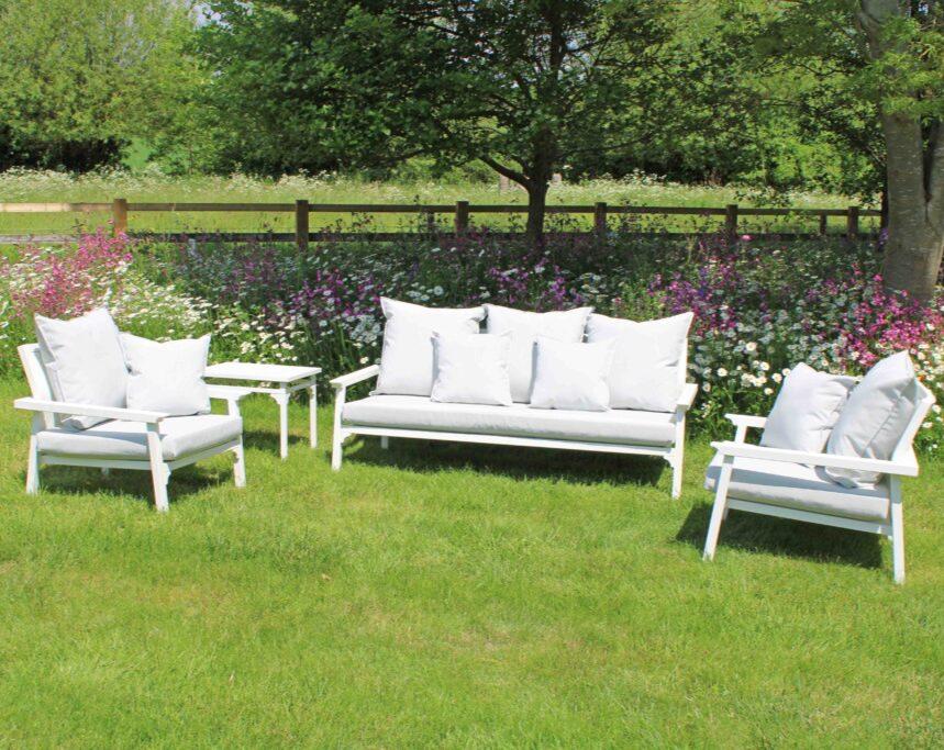 Maiori Design NC Classique Three Seat Aluminium Outdoor Sofa Set In White