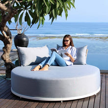 Load image into Gallery viewer, Skyline Design Windsor White Round Garden Daybed with Back Support
