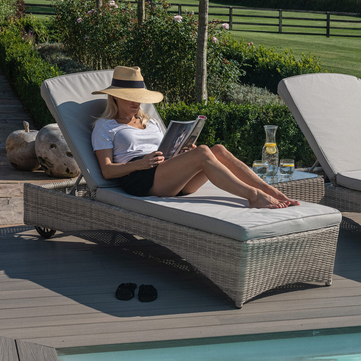 Oxford Grey Rattan Luxury Garden Sunlounger Set with Adjustable back rest and Side table