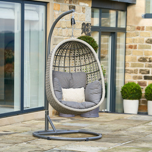 Luxury Hanging Rattan Egg Chair with Frame