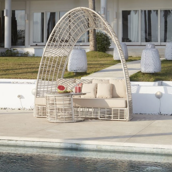 Skyline Design Surabaya Kubu Off White Rattan Garden Daybed