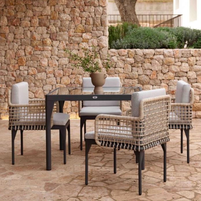 Skyline Design Western Six Seat Rectangular Garden Dining Set