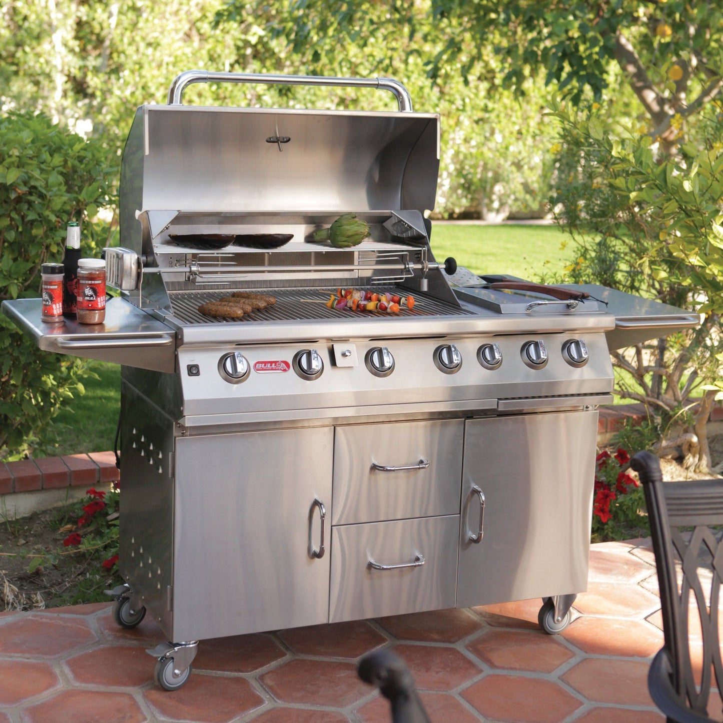 EX DISPLAY BULL 7 Burner natural Gas BBQ With Double Side Burner Cart and Rotisserie with FREE Cover